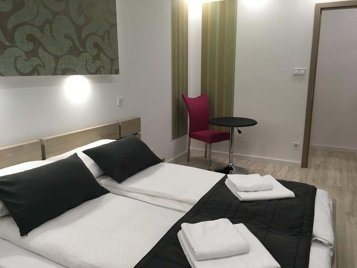 Gutenberg Apartments Сегед Экстерьер фото